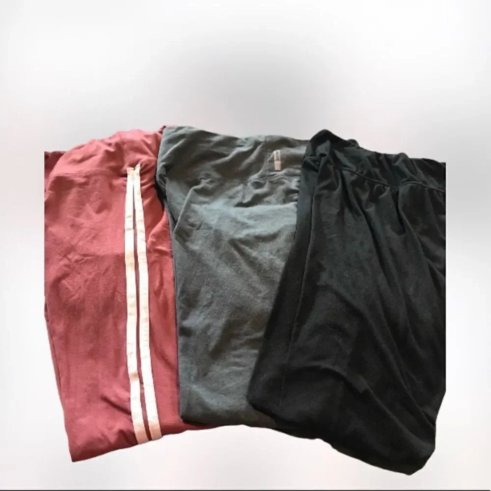 Always 3 pair of workout pants excellent condition all size small